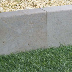 Bordure de jardin en pierre naturelle brossé 50 x 6 x 17 cm