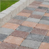 Pavé en béton vieilli 13 x 13 x 5 cm nuancé clair par palette de 7,6 m2