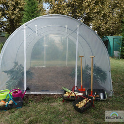 Serre de jardin en polyéthylène avec armature en acier galvanisé 13,5 m² - 4,5 x 3 x 2 m – 2 Portes zippées