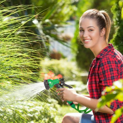 Tuyau d’arrosage spiral extensible jusqu’à 10 m avec pistolet arroseur 7 jets
