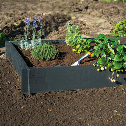 Lot de 4 Carrés potagers en PVC recyclé à emboîter – 100 x 100 x 19 cm