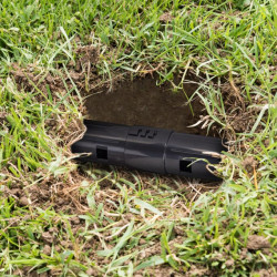 Piège à taupe vivante tunnel avec longueur ajustable - diamètre 5,5 cm  -  Noir