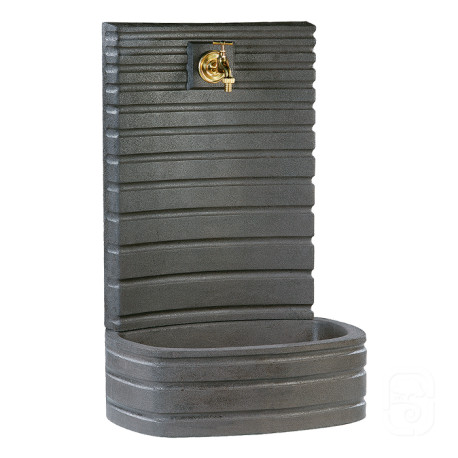 Fontaine de jardin murale en béton ciré avec lignes horizontales 60 x 40 x 91 cm – Anthracite Fontaine de jardin murale en béton ciré avec lignes horizontales 60 x 40 x 91 cm – Anthracite