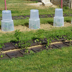 Lot de 3 rehaussés de cloches à forcer Modul’o 40 x 40 x 32 cm – 6 piquets d’ancrage