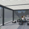Pergola bioclimatique adossée en alu Bicolore – 4 x 6 m – 24 m² - avec 2 stores 3 m Anthracite - Ombréa