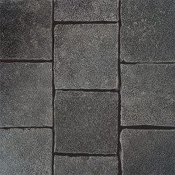 Pavé en pierre naturelle vieillie noire 20 x 20 x 2 cm