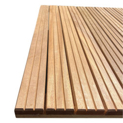 Dalle de terrasse en bois exotique Bangkirai 100 x 100 x 3,8 cm
