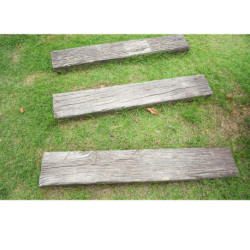 Traverse paysagère en chêne brut naturel 1er choix – 200 x 20 x 10cm