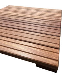 Dalle de terrasse en bois exotique Bangkiraï – 50 x 50 x 3,8 cm