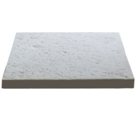 Dalle de terrasse en pierre reconstituée 40 x 40 x 4 cm – Bouchardée patinée – Gris clair