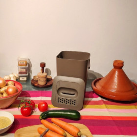 Seau à compost Kajo en polypropylène avec filtre à charbon actif – 7,5 L – 20 x 19,5 x 29 cm – Taupe/Beige