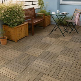 Dalle de terrasse en bois pin – 50 x 50 x 4.4 cm - Photo IA mise en situation