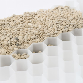 Dalle stabilisatrice de graviers 120 x 80 x 3 cm soit 0,96 m2 (Qualité image IA)