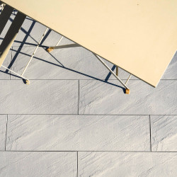 Lame terrasse clipsable Graphyte en polypropylène recyclé – 78 x 19,5 x 3,8 cm