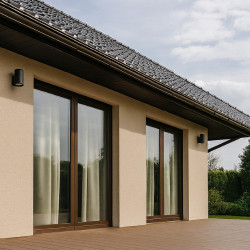 Lame terrasse aspect bois en prolypropylène recyclé - 78 x 19,5 x 3,8 cm - Marron - Mise en situation - image IA