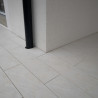 Lame terrasse clipsable Graphyte en polypropylène recyclé – 78 x 19,5 x 3,8 cm - Blanc - Mise en situation