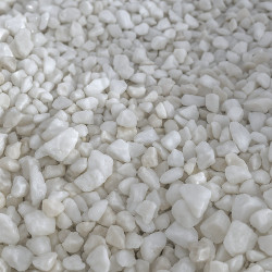 Graviers de marbre blanc 6/8 mm, sac de 25 kg - Qualité Image IA