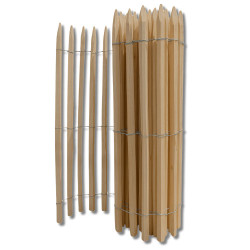 Ganivelle sciée en châtaignier – Hauteur 1.5m - Espacement 4/5 cm - Longueur 5 m - Qualité Image IA