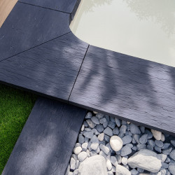 Margelle en pierre reconstituée courbes aspect schiste 46,5 x 25 x 2,5 cm anthracite - Qualité Image IA