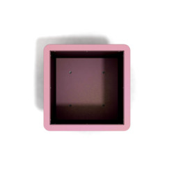 Jardinière Chardonnay en IPRA et aluminium laqué couleur rose poudrée – 55 x 55 x 45 cm