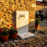 Fontaine de jardin murale en pierre reconstituée aspect ardoisée – 45 x 32 x 64 cm – Ton pierre