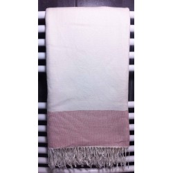 Serviette de bain rouge