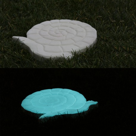 Pas japonais de jardin en pierre reconstituée luminescent escargot 30 x 28 x 3 cm