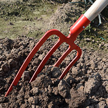 Outils de jardin pour travailler la terre - Bêche, serfouette, binette,...