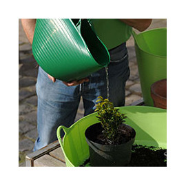 Accessoires de jardin et solutions pratiques du jardinier