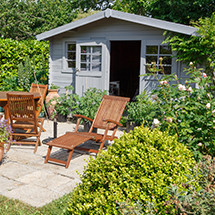 Abris de Jardin en Bois, Composite, Métal, Béton, Polypropylène