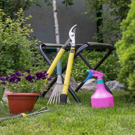 Lot d'outils de jardin