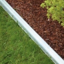 Embellir votre jardin grâce à des bordures flexibles en acier !